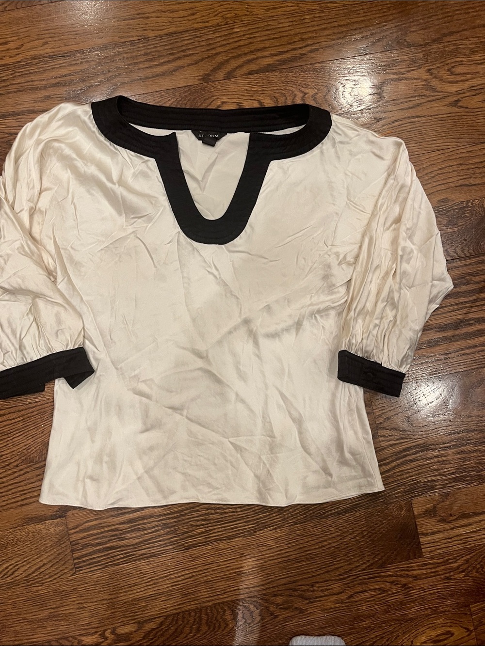 St John vintage 6 silk Women's Cream Blouse with Black Trim